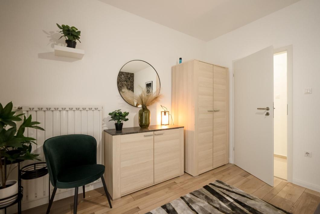 Moonlight Premium * Budapest