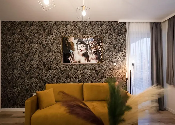 Moonlight Premium Central Apartment